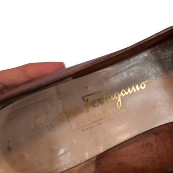 Salvatore Ferragamo Chestnut Leather Loafer Pumps Bow Tie Size 8 Women's - Picture 6 of 13